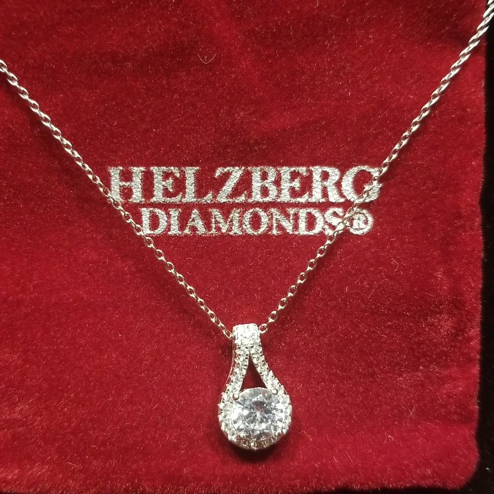 💎Necklace💎 - Picture 2 of 4